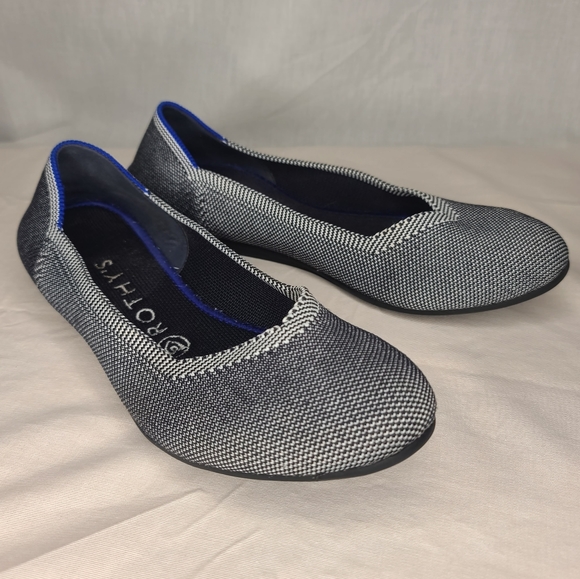 Rothy's Shoes - Rothy's "The Flat" Size 8 Navy/White EUC